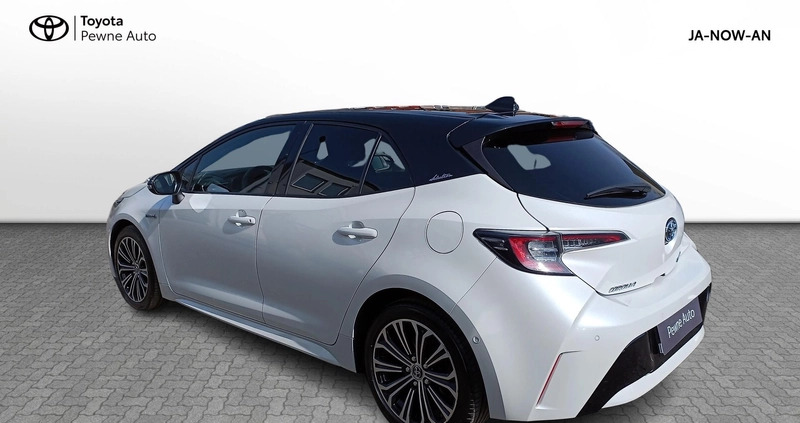 Toyota Corolla cena 79900 przebieg: 181800, rok produkcji 2019 z Gorlice małe 154